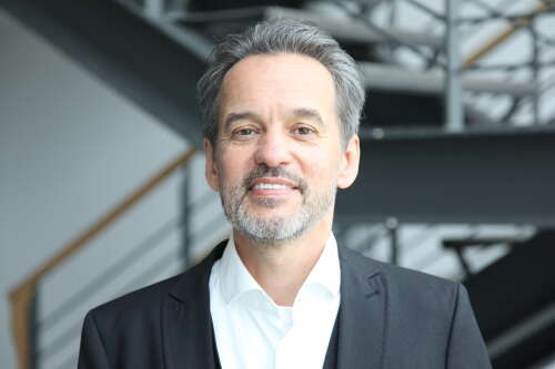 Portrait Dozent Mike Sandbothe